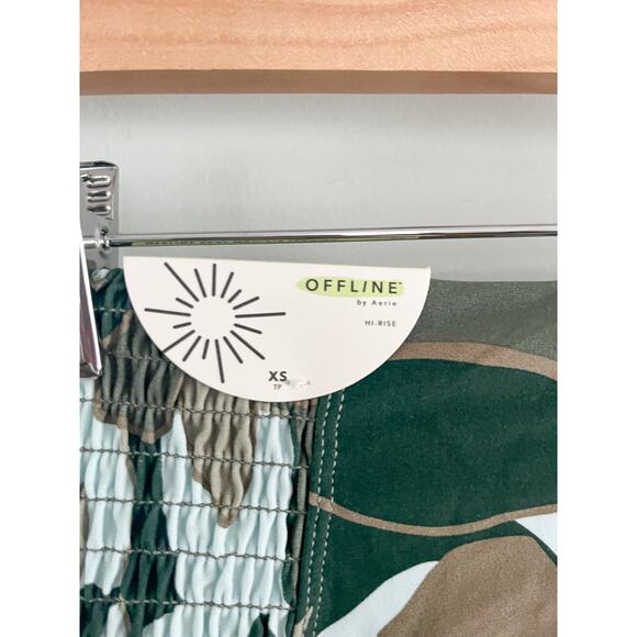 OFFLINE By Aerie Real Me Smocked 7/8 Legging Dusty Seafoam Green Print Sz XS - Picture 7 of 10